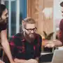 Dividende oder Lohn? Die optimale Auszahlung in GmbH/AG